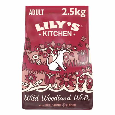 LILY'S KITCHEN Adult Wild Woodland Walk hondenvoer, 2,5 kg. Met eend, zalm en hert, zichtbaar op de verpakking.