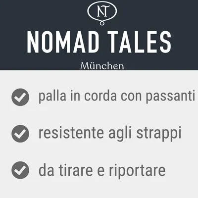 Nomad Tales München. Palla in corda con passanti, resistente agli strappi, da tirare e riportare.