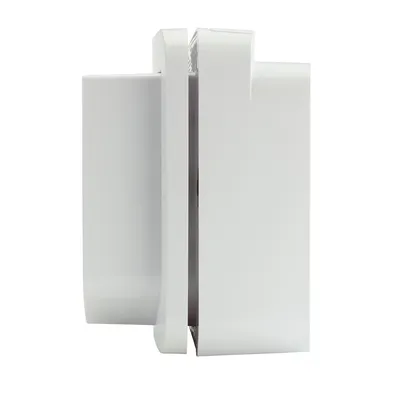 Hvid plastikdel med rektangulær form og glat overflade, muligvis tilbehør eller reservedel.