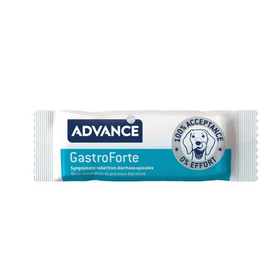 ADVANCE GastroForte, teksti: Symptomatic relief from diarrhoea episodes, 100% Acceptance 0% Effort, koiran kuva pakkauksessa