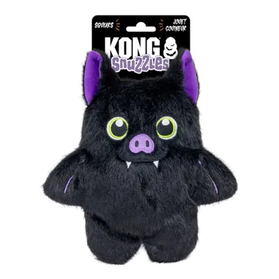 KONG Snuzzles giocattolo in peluche nero con dettagli viola, confezione con la scritta 'Squeaks' e 'Jouet Couineur'. KONG Snuzzles giocattolo in peluche nero con dettagli viola, confezione con la scritta 'Squeaks' e 'Jouet Couineur'.