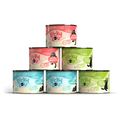 Lucky Lou kattmat för kattungar, sorter: fjäderfä med morot, nötkött med morot, forell med morot. 95 % köttandel, olika smaker.