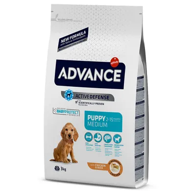 Sac Advance Active Defense Puppy Medium 2–15 months, 3 kg, avec poulet et riz. Mentions visibles : BabyProtect Formula, ingrédients naturels, antioxydants, soutien immunitaire.