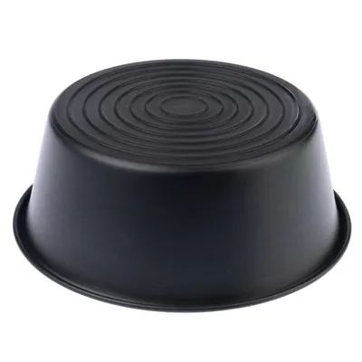 Musta muovinen ruokakuppi, liukumaton muotoilu ja pyöreät urat yläosassa.