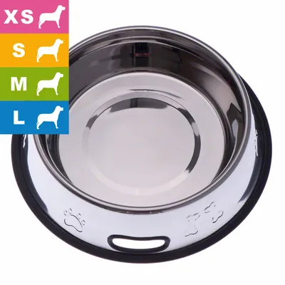Nerezová miska s protiskluzovým okrajem, reliéfní tlapky a kosti. Vlevo barevné označení velikostí: XS, S, M, L se siluetami psů.