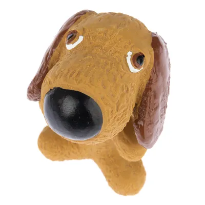Giocattolo per cani in plastica a forma di cane marrone con grande naso nero e orecchie marroni.
