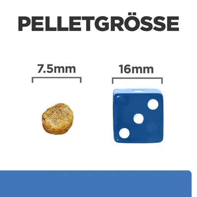Pelletgrösse dargestellt: 7.5mm Pellet neben einem Vergleichswürfel mit 16mm Kantenlänge.