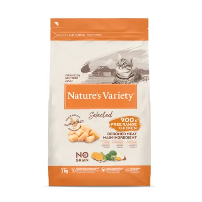 Nature's Variety Selected cat food for sterilised cats, 900g free-range chicken, deboned meat as main ingredient, grain-free, 3kg pack.