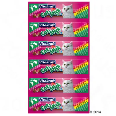 Vitakraft Cat Stick mini, förpackning med sex stänger. Bild på vit katt och text: 'Ohne Zuckerzusatz / without sugar / senza zucchero'.