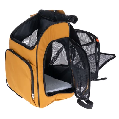 Sac de transport rigide jaune avec ouvertures en maille noire, poche latérale zippée et tapis intérieur blanc visible. Poignée sur le dessus, entrée principale ouverte.