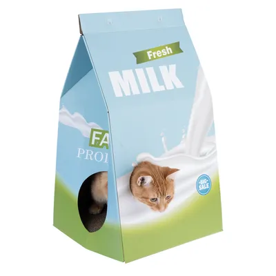 Kartonový domek v designu mléčného obalu s nápisem 'Fresh Milk', kočka kouká z kulatého vchodu. Text: 'FA PRO' a 'Big Sale'.