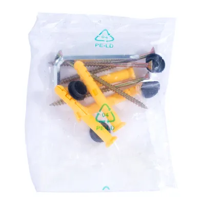 Sachet transparent contenant des vis métalliques, chevilles en plastique jaune et embouts noirs visibles. Marquage recyclage 04 PE-LD sur le sachet.