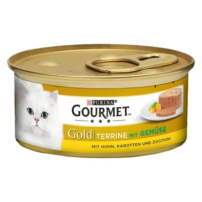 Purina Gourmet Gold Terrine mit Gemüse kattenvoer, met kip, wortel en courgette. Blik toont afbeelding van witte kat en terrine op bord. Tekst deels in het Duits.