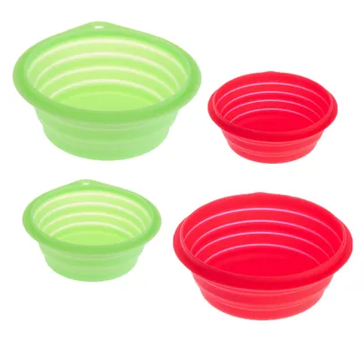 Collapsible silicone feeding bowls in green and red, two sizes visible.