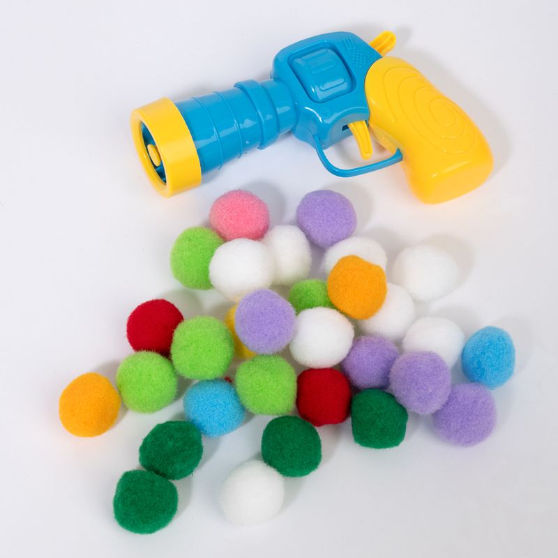 zooplus Basics Plüschball-Pistole für Katzen