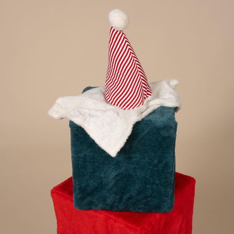 TIAKI Weihnachtlicher Geschenketurm für Katzen