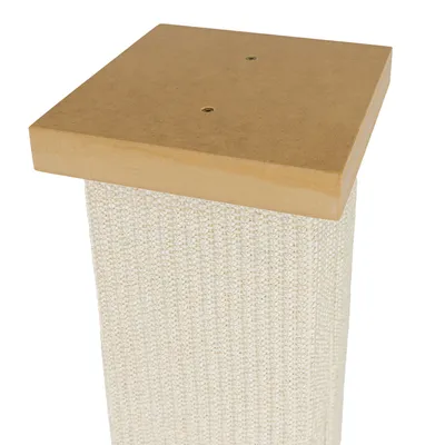 Kratzbaum-Ersatzteil mit Holzplatte und Sisal umwickeltem Pfosten, zwei Bohrlöcher sichtbar.