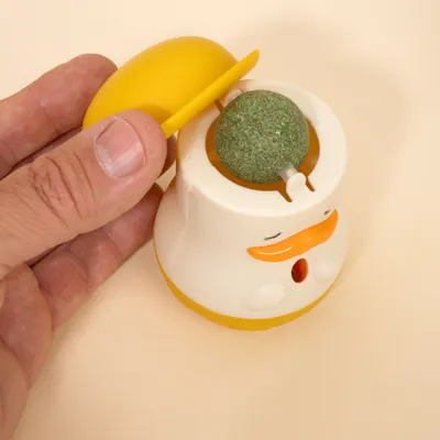 Caña de mesa Tiaki Pato con catnip juguete para gatos - 1 unidad Caña de mesa Tiaki Pato con catnip juguete para gatos - 1 unidad