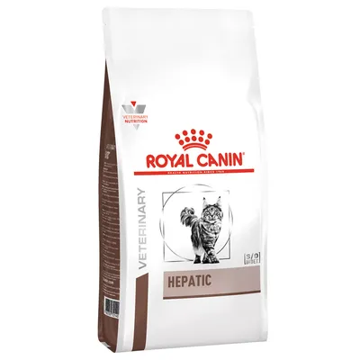 Опаковка Royal Canin Veterinary Hepatic за котки, видим текст: VETERINARY NUTRITION, HEPATIC, изображение на котка отпред.