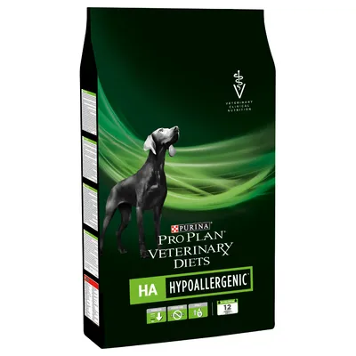 Purina Pro Plan Veterinary Diets HA Hypoallergenic, opakowanie z czarnym psem, widoczne napisy: VETERINARY CLINICAL NUTRITION, 12 kg, ikony dotyczące produktu na dole opakowania.