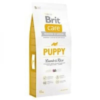 Brit Care Puppy Lamb & Rice kutyatáp csomagolás, 12 kg, fehér-sárga színű zsák, látható márkanév és terméknév a csomagon.