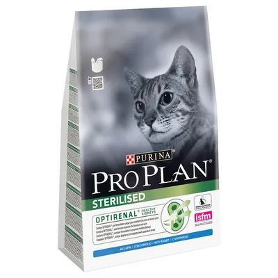 Опаковка Purina Pro Plan Sterilised с изображение на котка, надписи OPTIRENAL Healthy Kidneys, ISFM, съдържа заек. Видим текст на английски и руски език.