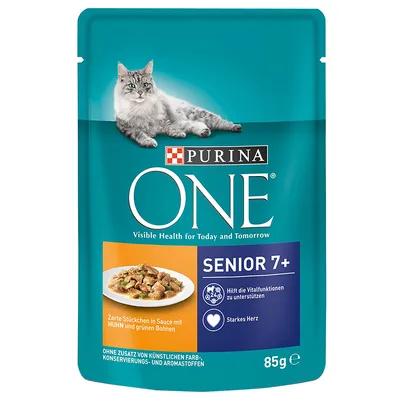 Purina ONE Senior 7+ våtfoder för katt, 85 g. Bild på maträtt med kyckling och gröna bönor. Text: 'Hjälper vitalfunktioner', 'Starkt hjärta'. Ingen tillsats av konstgjorda ämnen.