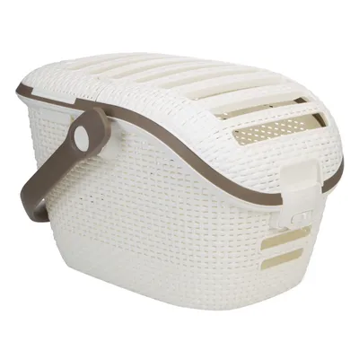 Caisse de transport blanche avec poignée et fermeture marron, en plastique au design panier. Fentes d’aération en haut et sur les côtés pour la circulation de l’air.