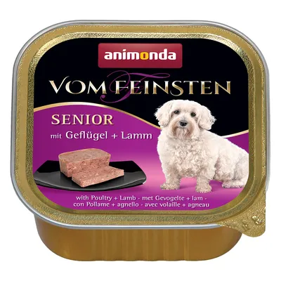 Animonda Vom Feinsten Senior mit Geflügel + Lamm, paštéta pre psov, na obale obrázok bieleho psa a plátky paštéty na tanieri. Text v nemčine a angličtine.