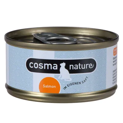 Scatoletta Cosma Nature, etichetta con scritta 'Salmon' e testo in tedesco 'Im eigenen Saft', confezione in metallo con apertura a strappo.