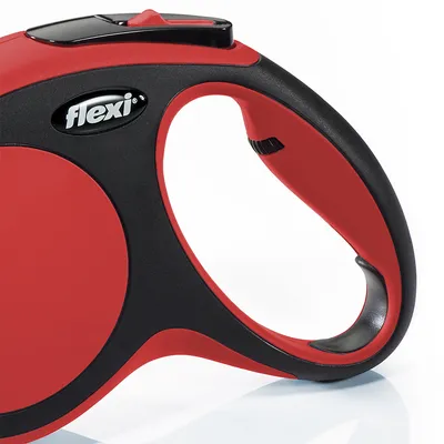 Guinzaglio avvolgibile Flexi, manico ergonomico nero e rosso con pulsante di blocco visibile. Marchio Flexi ben leggibile sul lato.