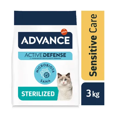 Advance Active Defense Sensitive Care Sterilized para gatos, microbiota sana, 3 kg. Texto visible: con ingredientes científicamente probados.