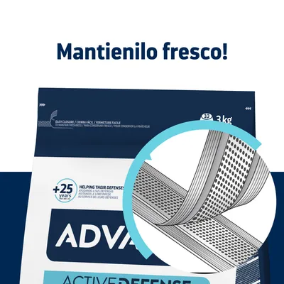 ADVANCE Active Defense, confezione da 3 kg con chiusura facile per mantenere la freschezza. Testo visibile: 'Mantienilo fresco!' e dettaglio della zip di chiusura.