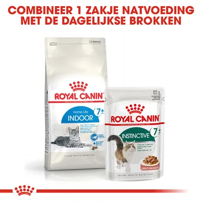 Royal Canin Home Life Indoor 7+ kattenbrokken en Royal Canin Instinctive 7+ natvoeding, tekst: Combineer 1 zakje natvoeding met de dagelijkse brokken.