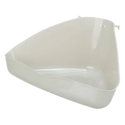 Toilette angolare in plastica bianca con bordi alti e ganci per fissaggio a parete, senza marchio visibile.