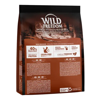 Wild Freedom kattenvoer verpakking met zichtbare claims: minimaal 40% vers vlees, hoogwaardige eiwitten, graanvrij recept, soortspecifiek, gemaakt in Duitsland, recyclebaar materiaal.