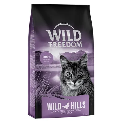 Sachet de croquettes pour chat Wild Freedom Wild Hills, 100% grain-free recipe, lots of fresh poultry meat with duck, 2 kg. Image d’un chat sur l’emballage.