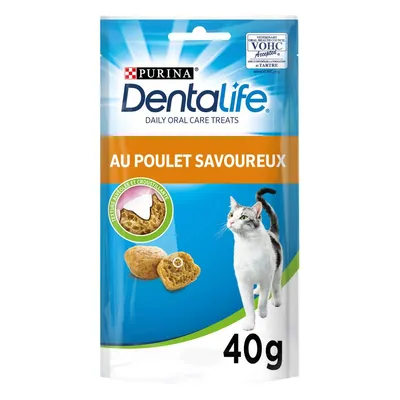 Purina Dentalife friandises dentaires pour chats, au poulet savoureux, texture aérée et croustillante, sachet de 40 g. Texte visible : VOHC Accepted. Purina Dentalife friandises dentaires pour chats, au poulet savoureux, texture aérée et croustillante, sachet de 40 g. Texte visible : VOHC Accepted.