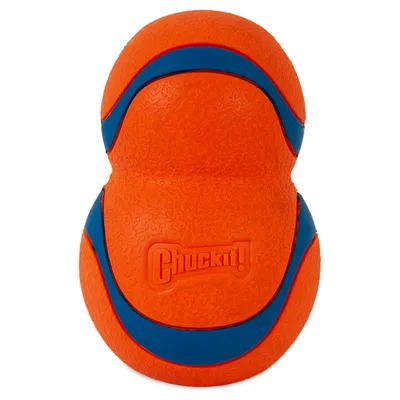 Chuckit! oranje-blauw speelgoed met gestructureerd oppervlak, geschikt voor werp- en apporteerspellen.