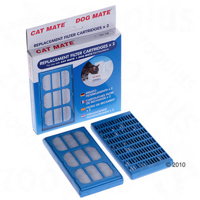 Cat Mate Dog Mate cartouches filtre de rechange x2 pour fontaines à eau, emballage bleu avec deux filtres visibles, texte multilingue sur la boîte. Cat Mate Dog Mate cartouches filtre de rechange x2 pour fontaines à eau, emballage bleu avec deux filtres visibles, texte multilingue sur la boîte.