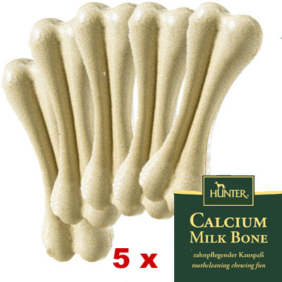 Five Hunter Calcium Milk Bone chews, product pack shows brand name and text: 'Calcium Milk Bone', 'toothcleaning chewing fun', '5 x' in red. Five Hunter Calcium Milk Bone chews, product pack shows brand name and text: 'Calcium Milk Bone', 'toothcleaning chewing fun', '5 x' in red.