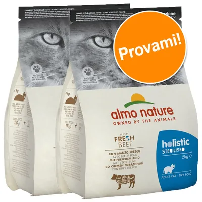 Due confezioni di Almo Nature Holistic Sterilised 2 kg, con manzo fresco, per gatti adulti. Testo visibile: 'Provami!', 'Product not tested on animals', 'Adult cat - dry food'.
