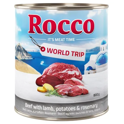 Rocco World Trip mokra hrana za pse, govedina z jagnjetino, krompir in rožmarin, 800g pločevinka. Ozadje prikazuje grško pokrajino. Rocco World Trip mokra hrana za pse, govedina z jagnjetino, krompir in rožmarin, 800g pločevinka. Ozadje prikazuje grško pokrajino.