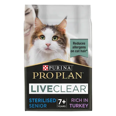 PURINA PRO PLAN LIVECLEAR STERILISED SENIOR 7+ YEARS RICH IN TURKEY. Reduces allergens on cat hair. Balení s obrázkem kočky. PURINA PRO PLAN LIVECLEAR STERILISED SENIOR 7+ YEARS RICH IN TURKEY. Reduces allergens on cat hair. Balení s obrázkem kočky.