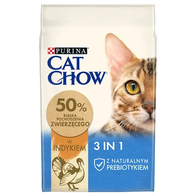 Purina Cat Chow z indykiem, 50% białka pochodzenia zwierzęcego, 3 in 1, z naturalnym prebiotykiem. Opakowanie z wizerunkiem kota i indyka.