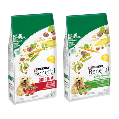 Due confezioni di Purina Beneful Glückliche Jahre 7+ con cane, ciotola viola e verdure. Testo visibile: 'NEUE REZEPTUR, TOLLER GESCHMACK'. Simbolo percentuale arancione in alto a destra.