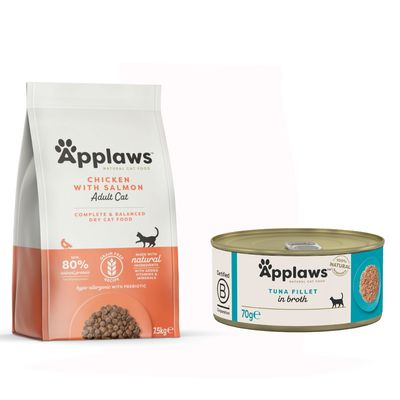 Applaws cibo completo per gatti adulti, sacco 2 kg Chicken with Extra Salmon, grain free, 80% pollo e salmone, 20% verdure. Sei lattine Applaws Tuna Fillet with Prawn. Simbolo percentuale offerta.