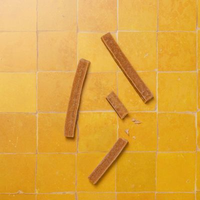 Pooch & Mutt Superfoods Cheddar Cheese Dental Sticks Minis - 200g
