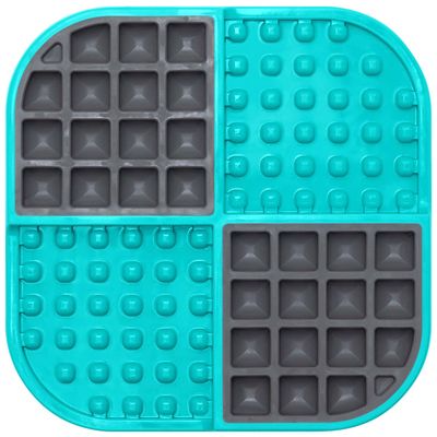 LickiMat Slomo Licking Mat –Turquoise - 23 x 20 x 1.9 cm (L x W x H)