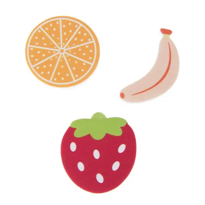 Igračka u obliku voća: naranča, banana i jagoda. Prikladno za kućne ljubimce za igru. Igračka u obliku voća: naranča, banana i jagoda. Prikladno za kućne ljubimce za igru.